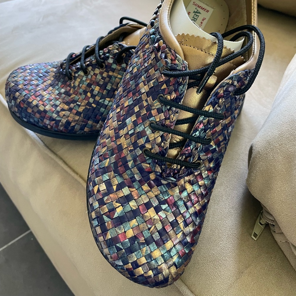 Aerogreen woman’s Messina navy multi